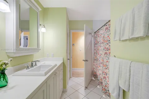 $1,750,000 | 7350 Southwest 129th Street, Pinecrest, FL 33156