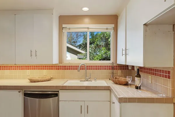 $699,000 | 306 Bella Vista Drive, Lodi, CA 95242