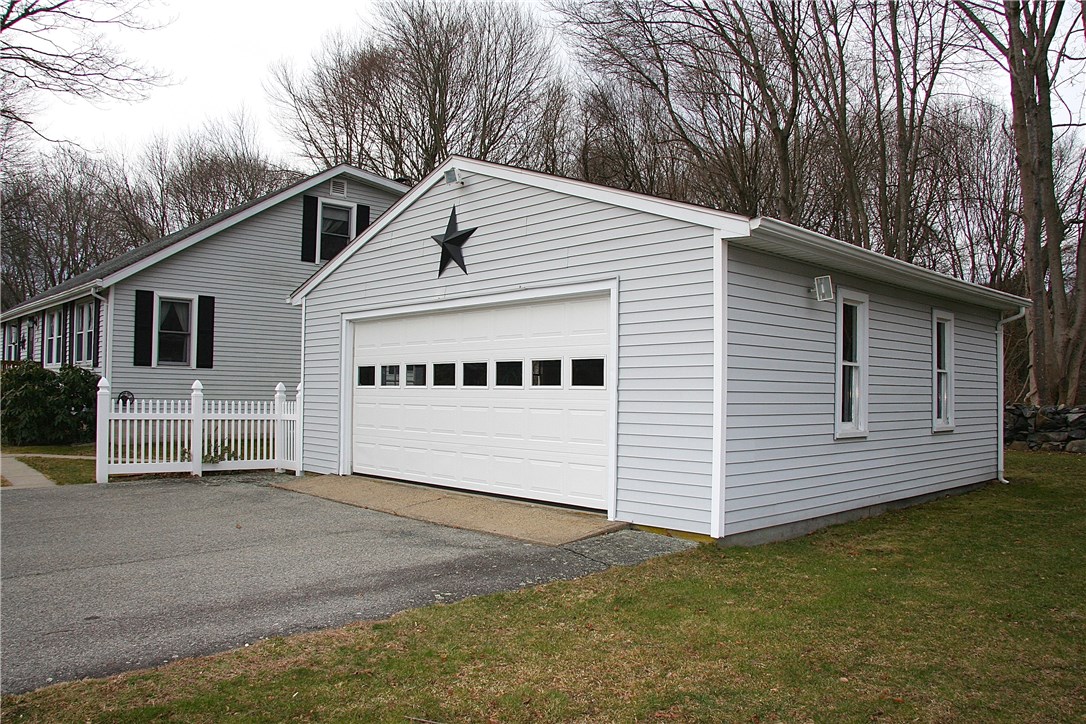 65 Ten Rod Road North Kingstown, RI 02852 - Photo 4 of 39