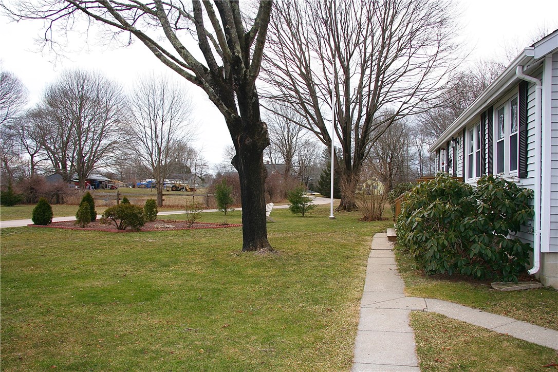 65 Ten Rod Road North Kingstown, RI 02852 - Photo 7 of 39