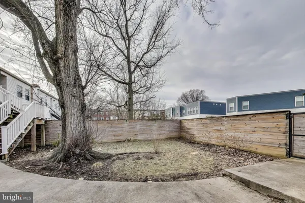 $2,650 | 426 18th Street Northeast, Unit 2, Washington, DC 20002