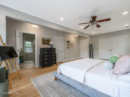 $850,000 | 5002 North Central Park Avenue, Chicago, IL 60625