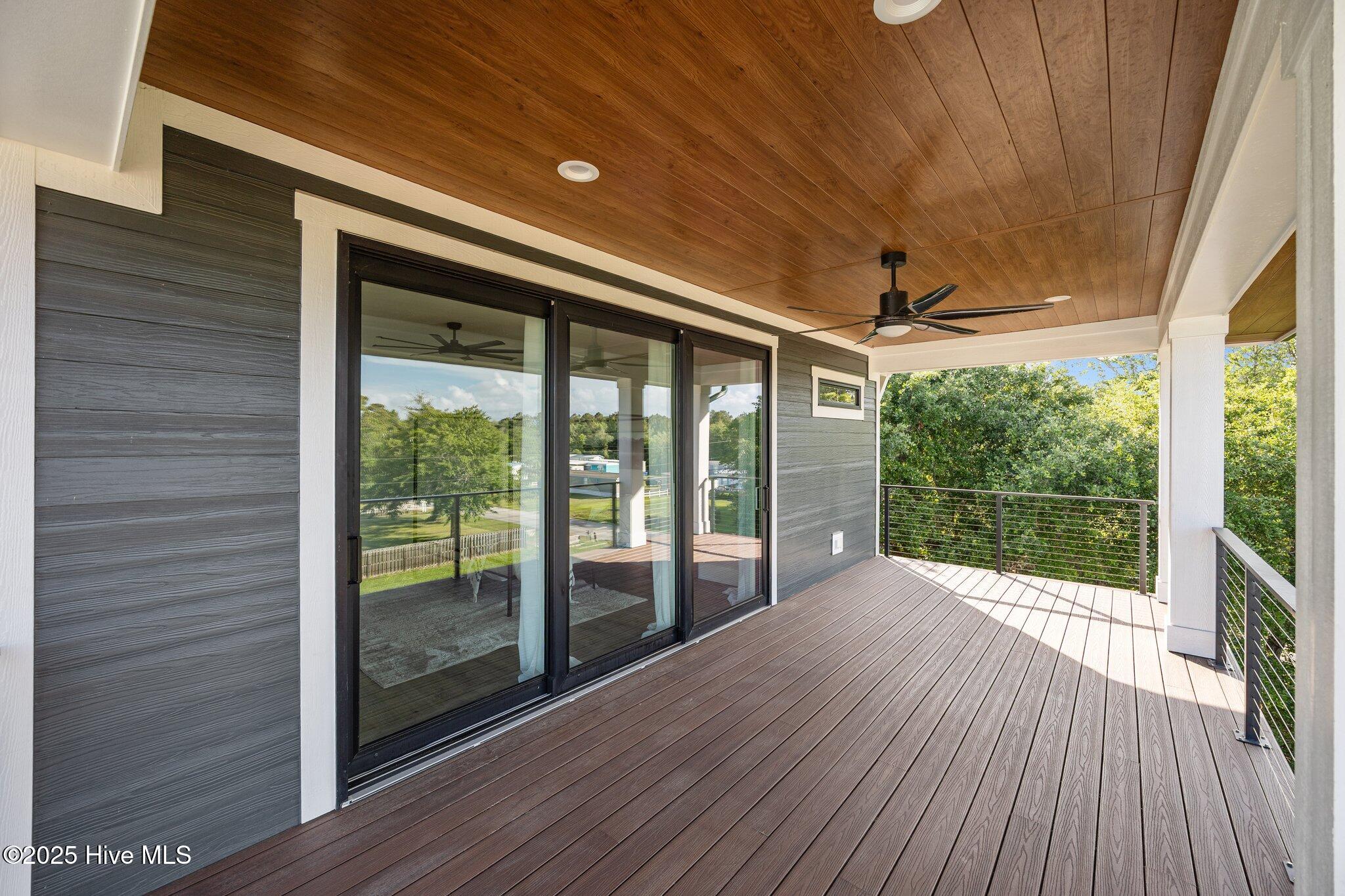 104 Diamond Point Surf City, NC 28445 - Photo 11 of 72 38-web-or-mls-IMG_4856