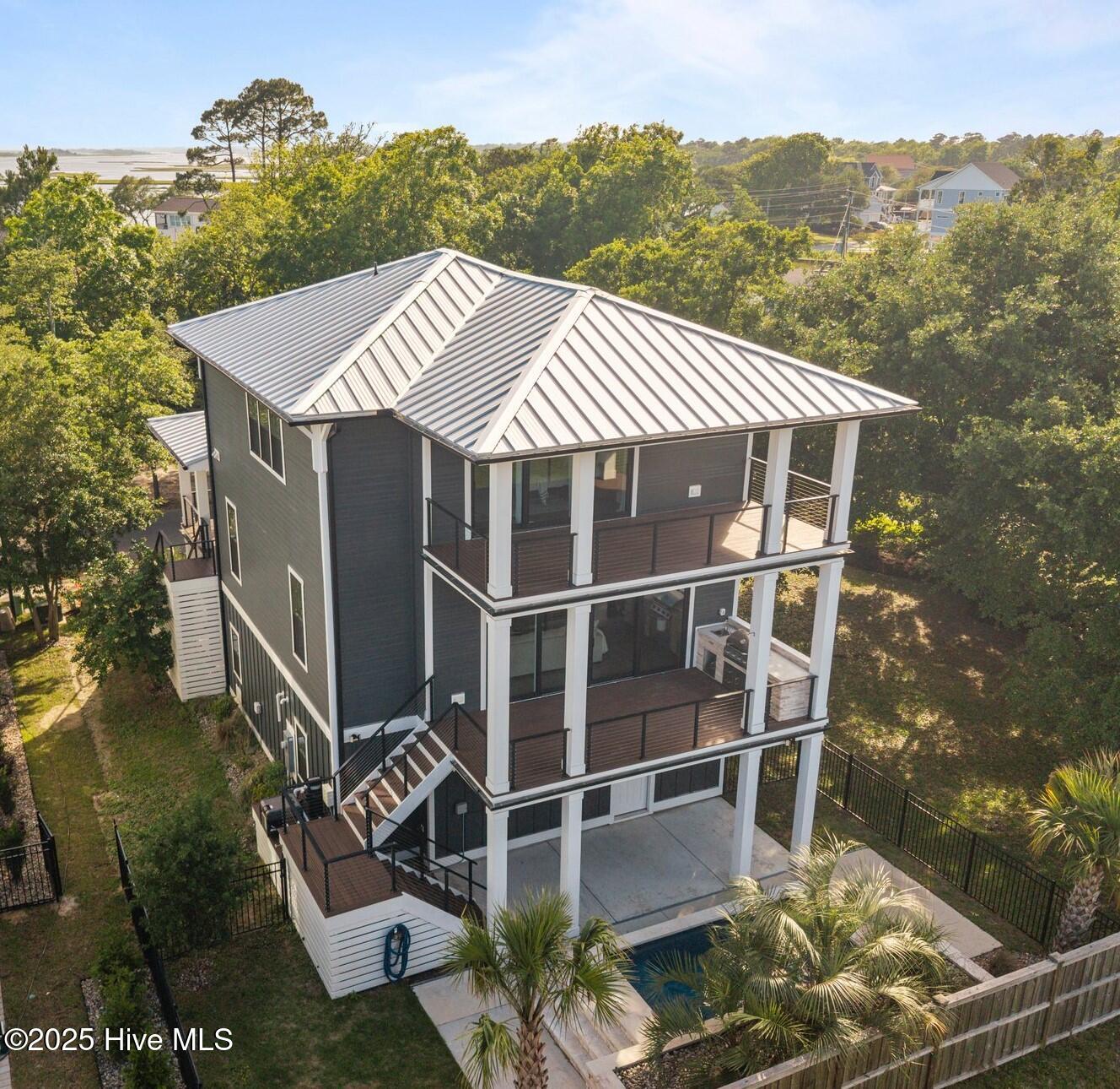 104 Diamond Point Surf City, NC 28445 - Photo 55 of 72 9-web-or-mls-DJI_20250514171957_0013_D