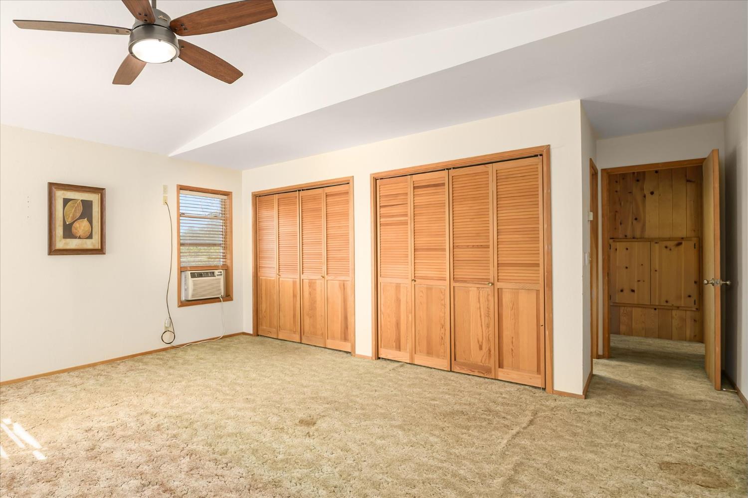 3461 Almosta Road Placerville, CA 95667 - Photo 20 of 49 UPSTARIS MASTER BEDROOM