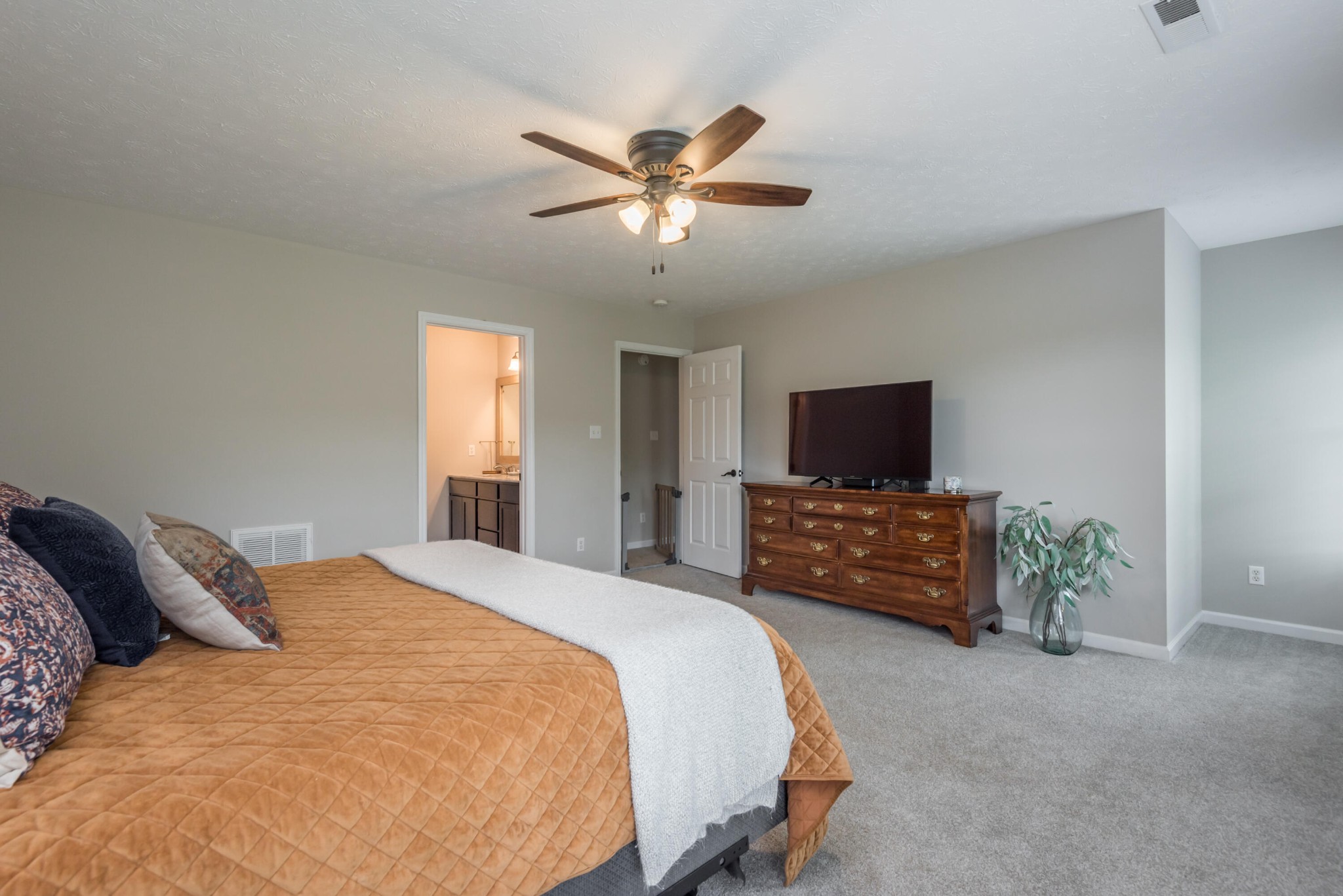 229 Nicely Trail Powell, TN 37849 - Photo 9 of 37 Gallery Image 9