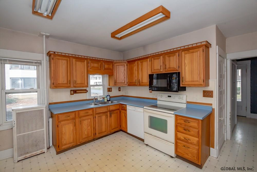 211 Riverside Avenue Scotia, NY 12302 - Photo 18 of 34 Photo 18