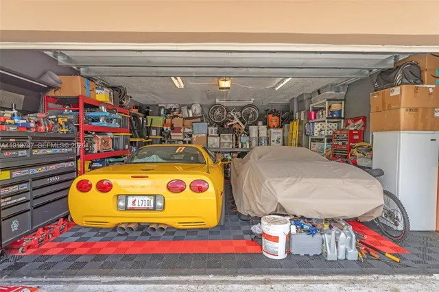 $1,499,000 | 10220 Southwest 140th Street, Miami, FL 33176