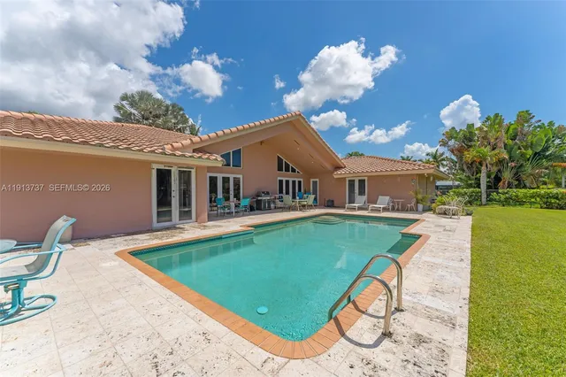 $1,499,000 | 10220 Southwest 140th Street, Miami, FL 33176