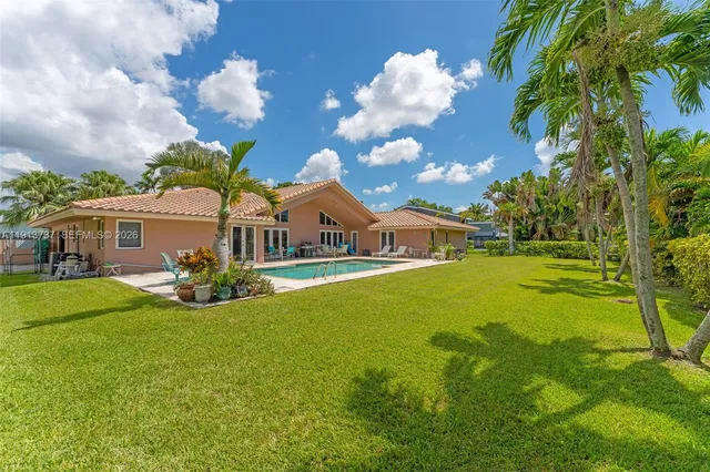 $1,499,000 | 10220 Southwest 140th Street, Miami, FL 33176