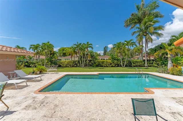 $1,499,000 | 10220 Southwest 140th Street, Miami, FL 33176