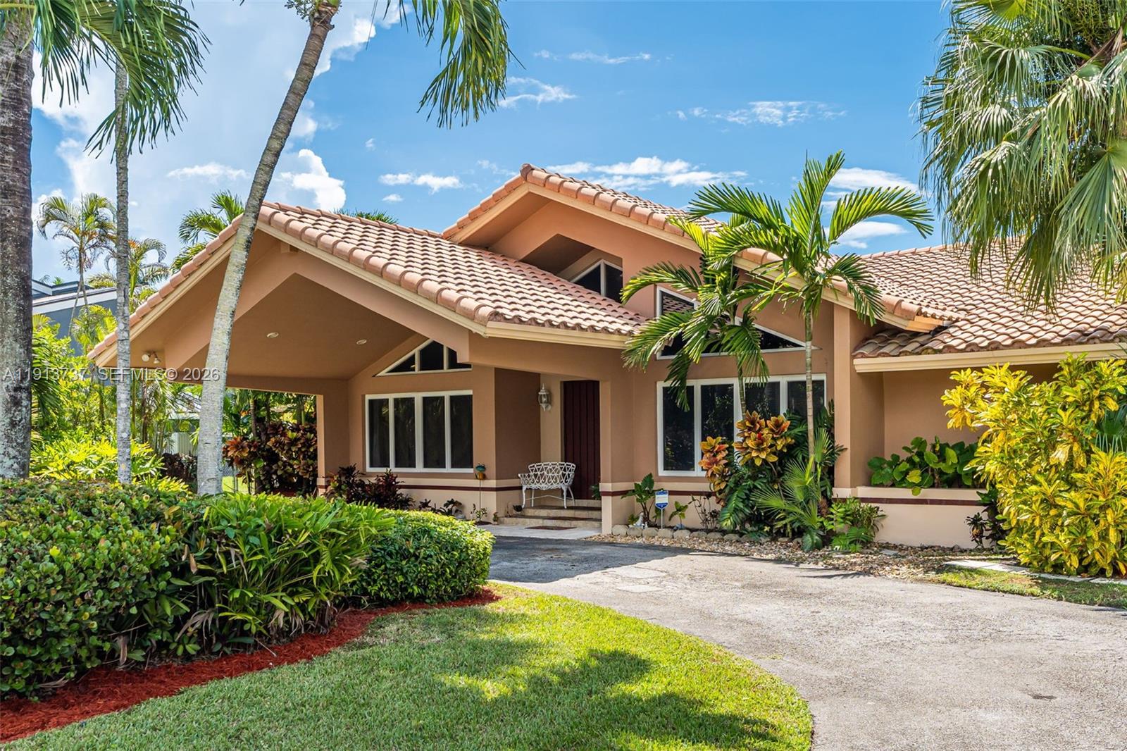 10220 Southwest 140th Street Miami, FL 33176 - Photo 5 of 53