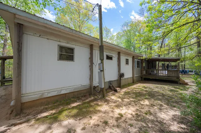 $269,000 | 790 Roan Creek Levee Road, Yuma, TN 38390
