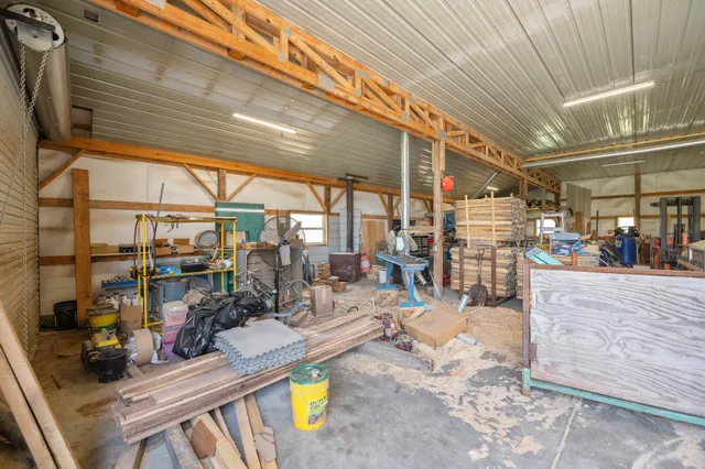 $269,000 | 790 Roan Creek Levee Road, Yuma, TN 38390