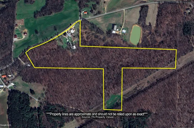 $269,000 | 790 Roan Creek Levee Road, Yuma, TN 38390