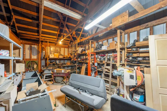 $269,000 | 790 Roan Creek Levee Road, Yuma, TN 38390