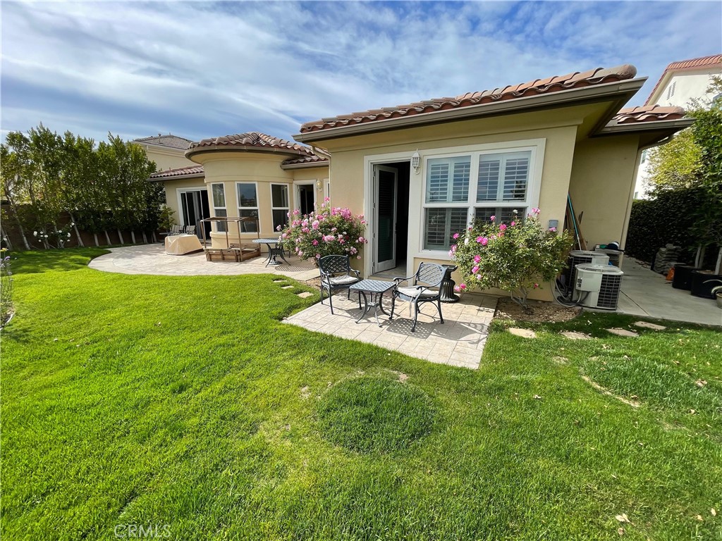 20124 Vía Cellini Porter Ranch, CA 91326 - Photo 46 of 49