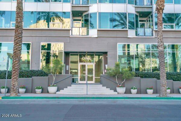 1 East Lexington Avenue, Unit 809 Phoenix, AZ 85012 - Photo 42 of 45 Building Enterance