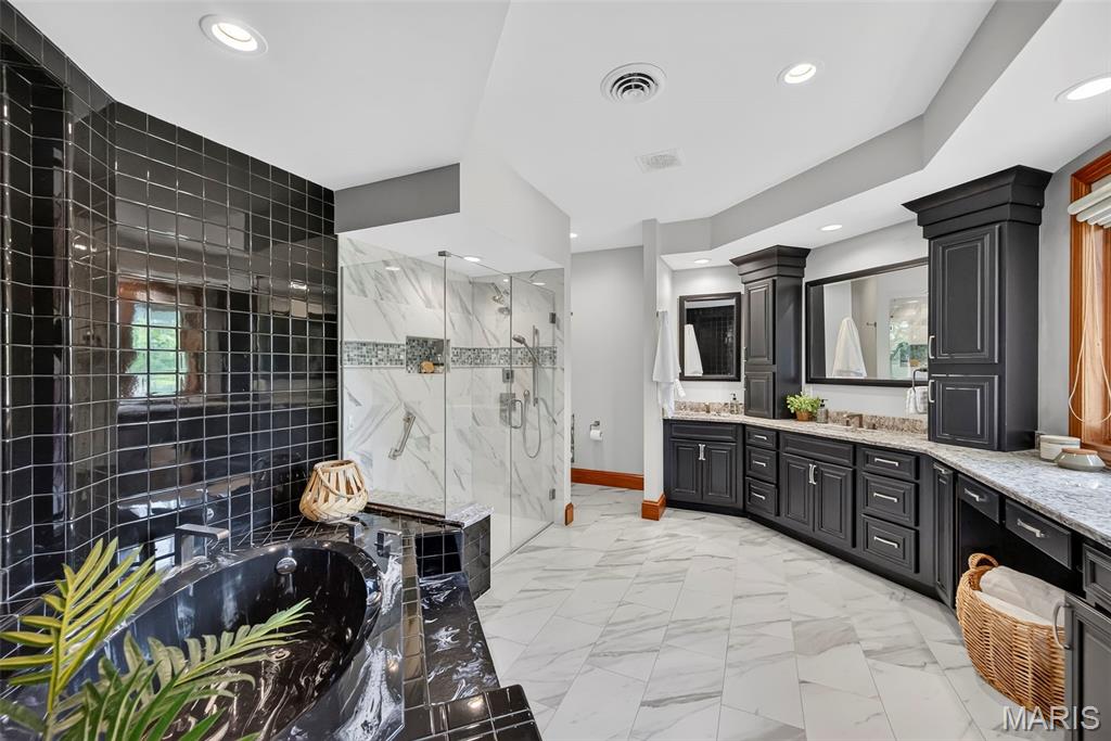 12461 West Watson Road St. Louis, MO 63127 - Photo 40 of 66 Gallery Image 40
