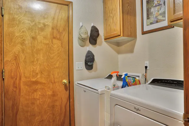 $500,000 | 2051 North Applewood Place, Meridian, ID 83646