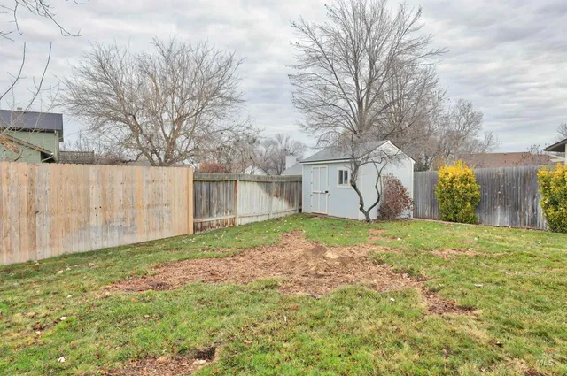 $500,000 | 2051 North Applewood Place, Meridian, ID 83646