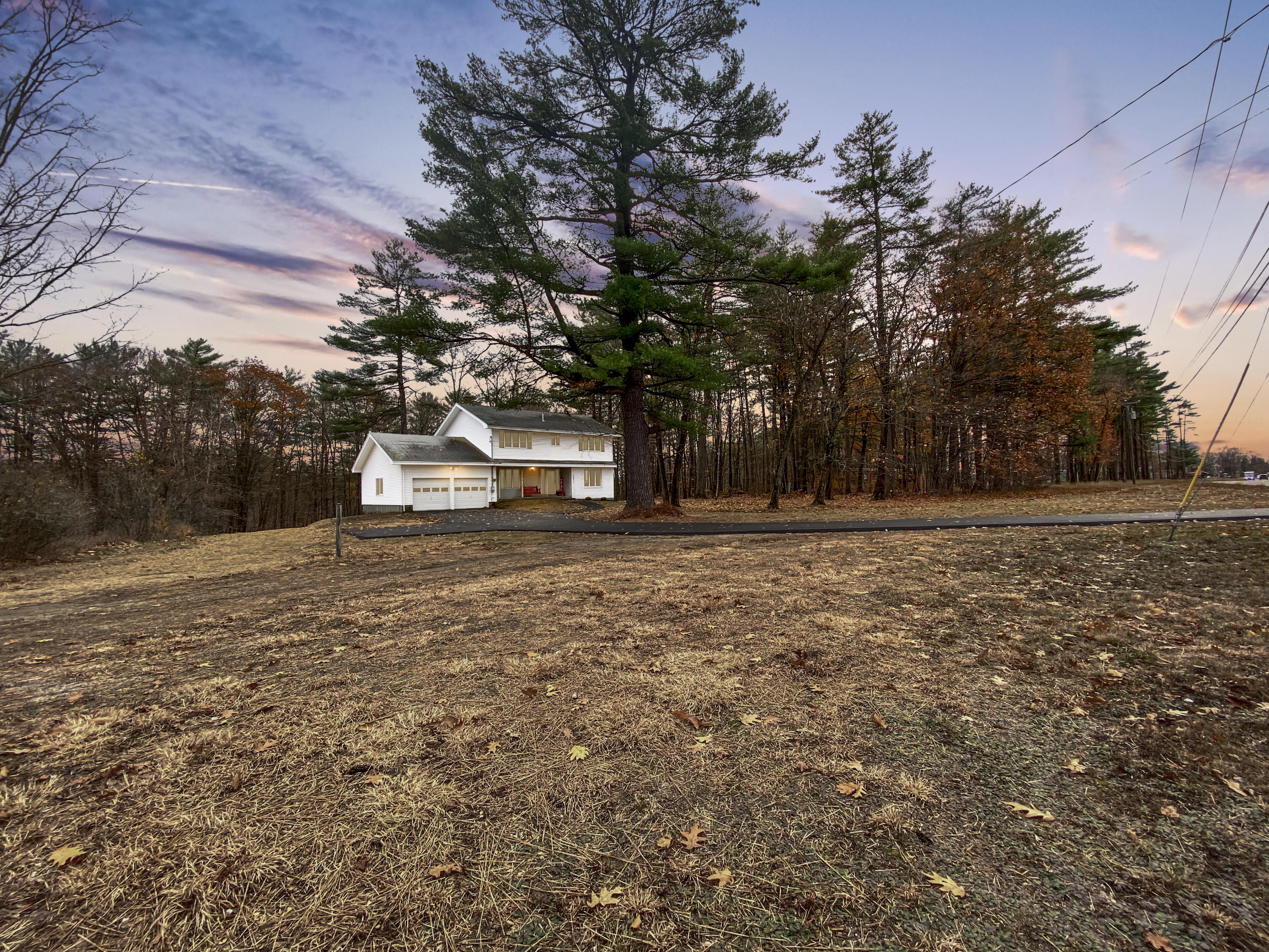 2371 Auburn Road Turner, ME 04282 - Photo 1 of 17 Front of home