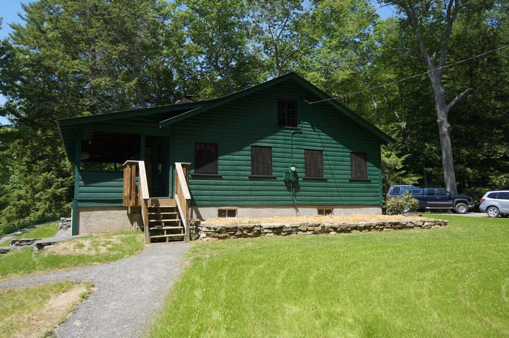 189 Mountain Road Chesterfield, NH 03466 - Photo 3 of 40