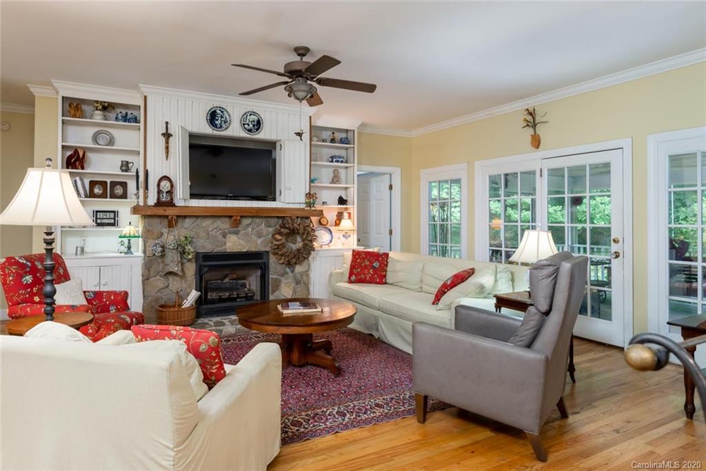 121 Rathfarnham Circle Arden, NC 28704 - Photo 8 of 39 Gallery Image 8