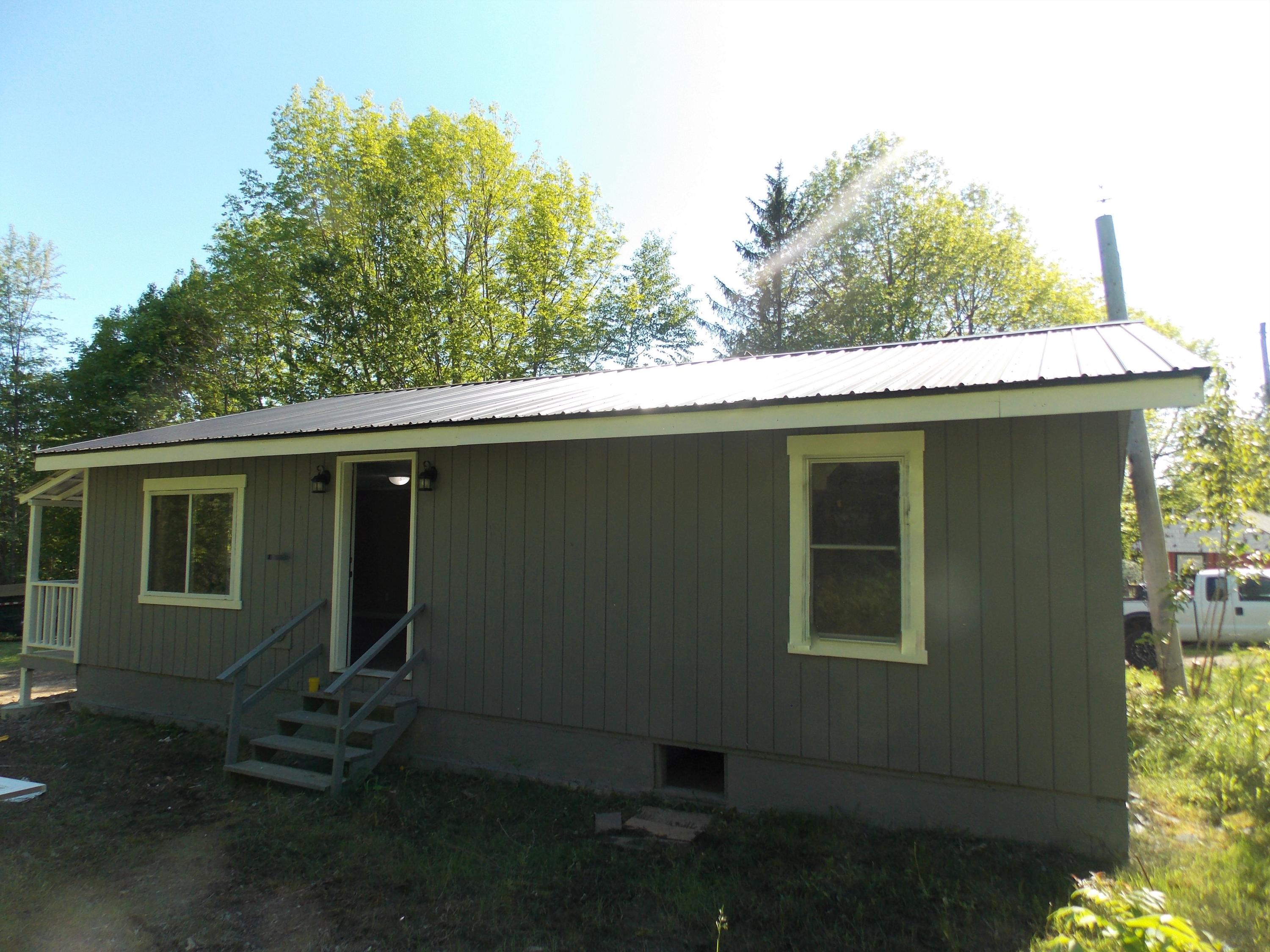 17 Maple Street Guilford, ME 04443 - Photo 5 of 30 DSCN2147