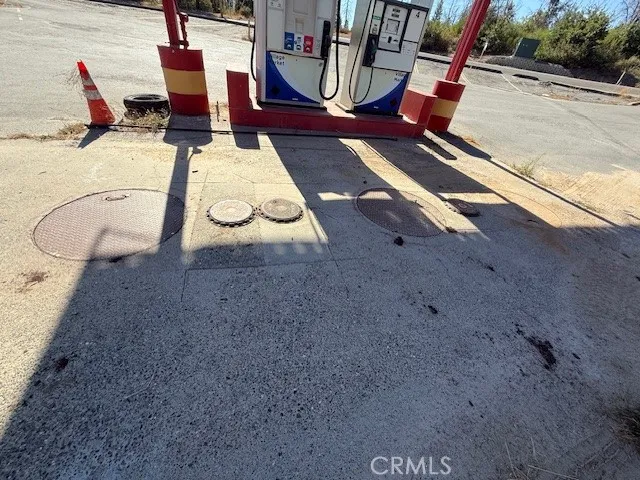 a view of entryway and hall