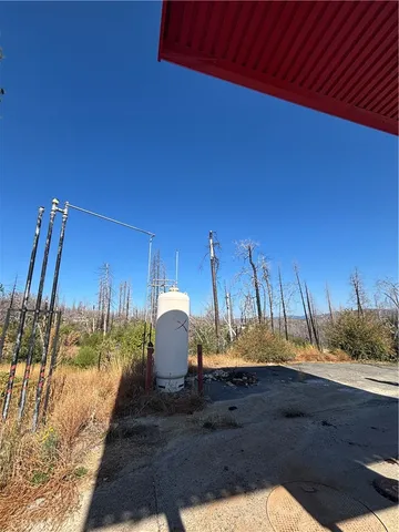 a view of a outdoor space