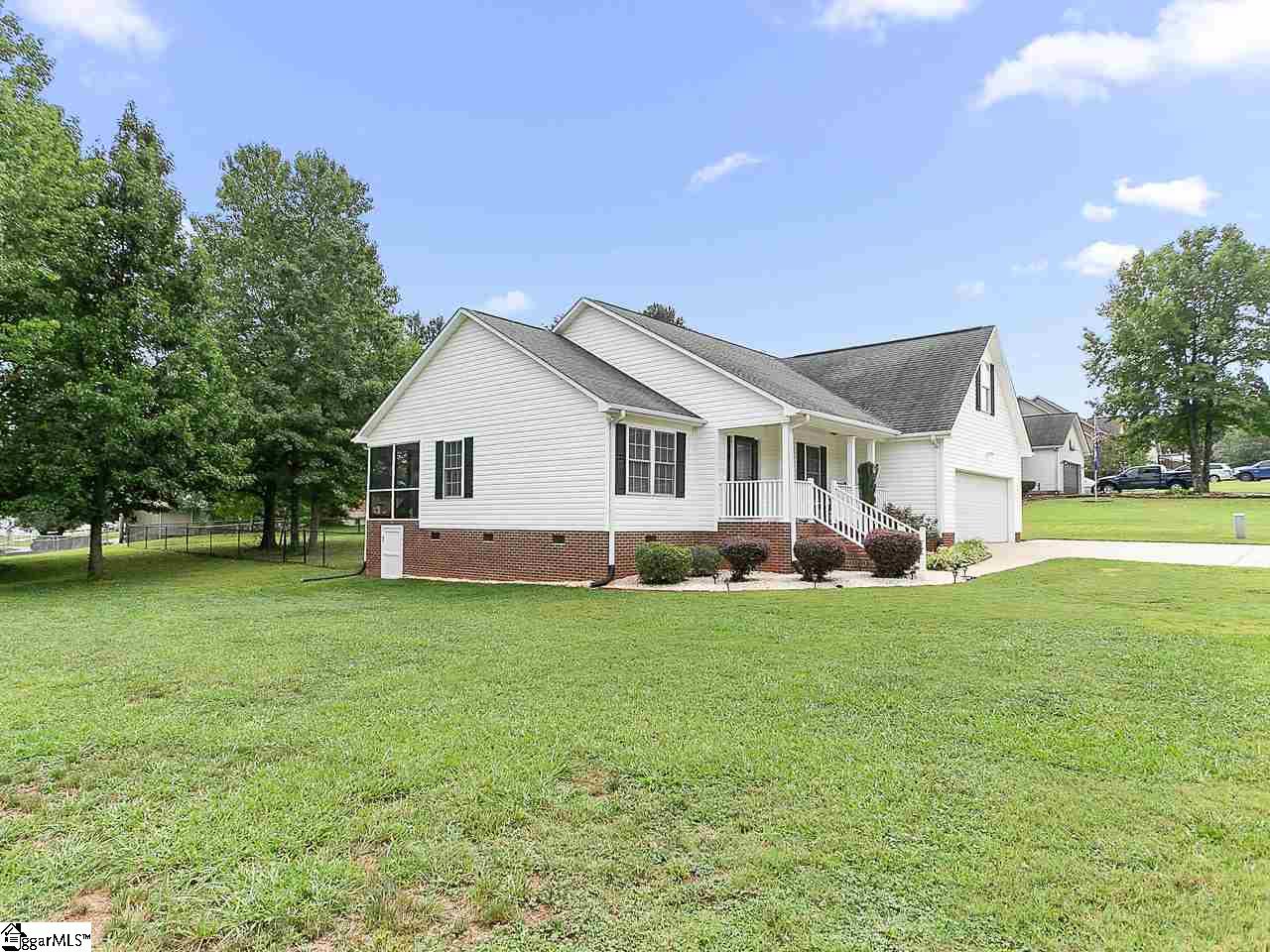 321 James Allgood Drive Inman, SC 29349 - Photo 4 of 25 Gallery Image 4