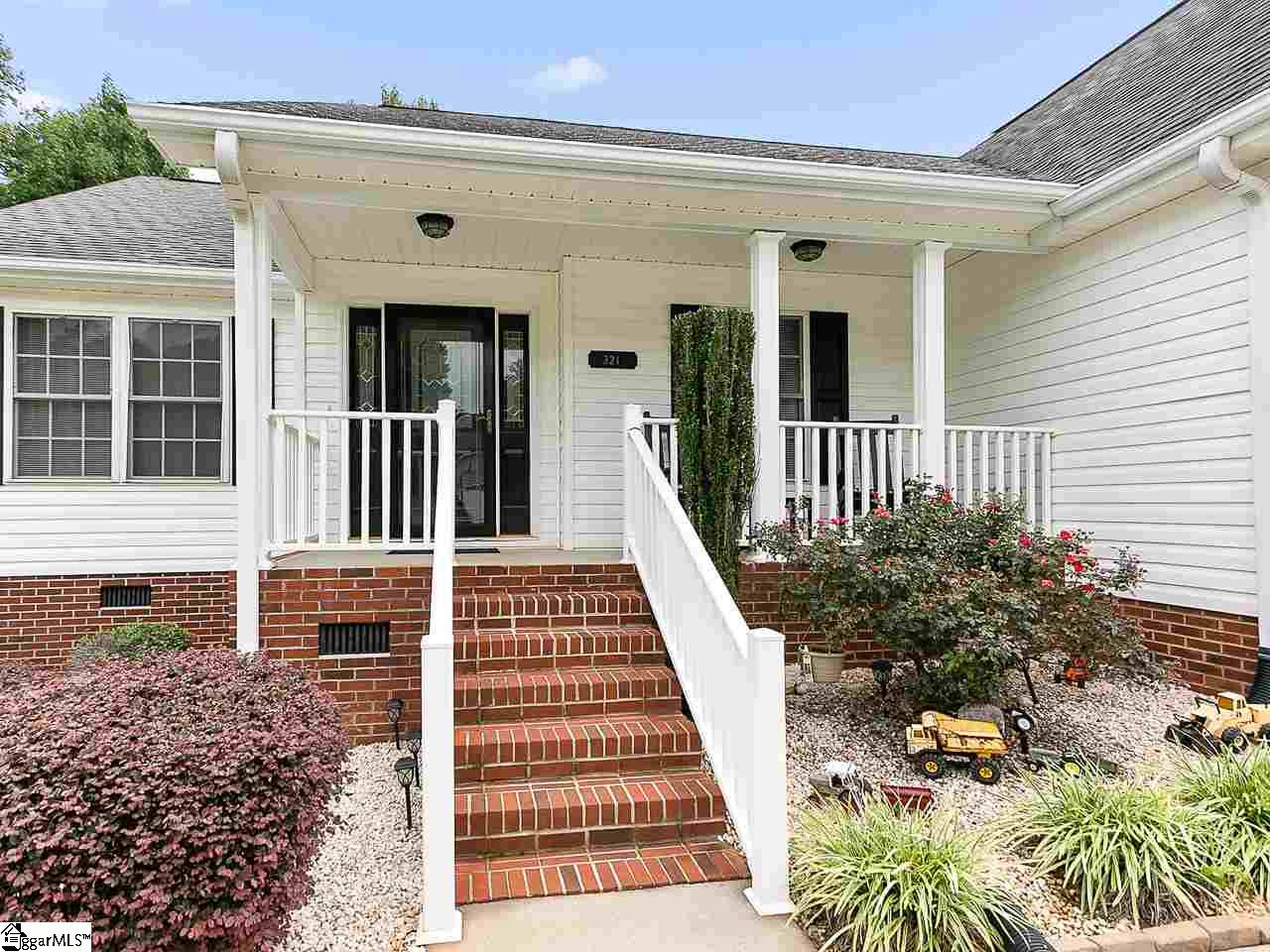 321 James Allgood Drive Inman, SC 29349 - Photo 5 of 25 Gallery Image 5