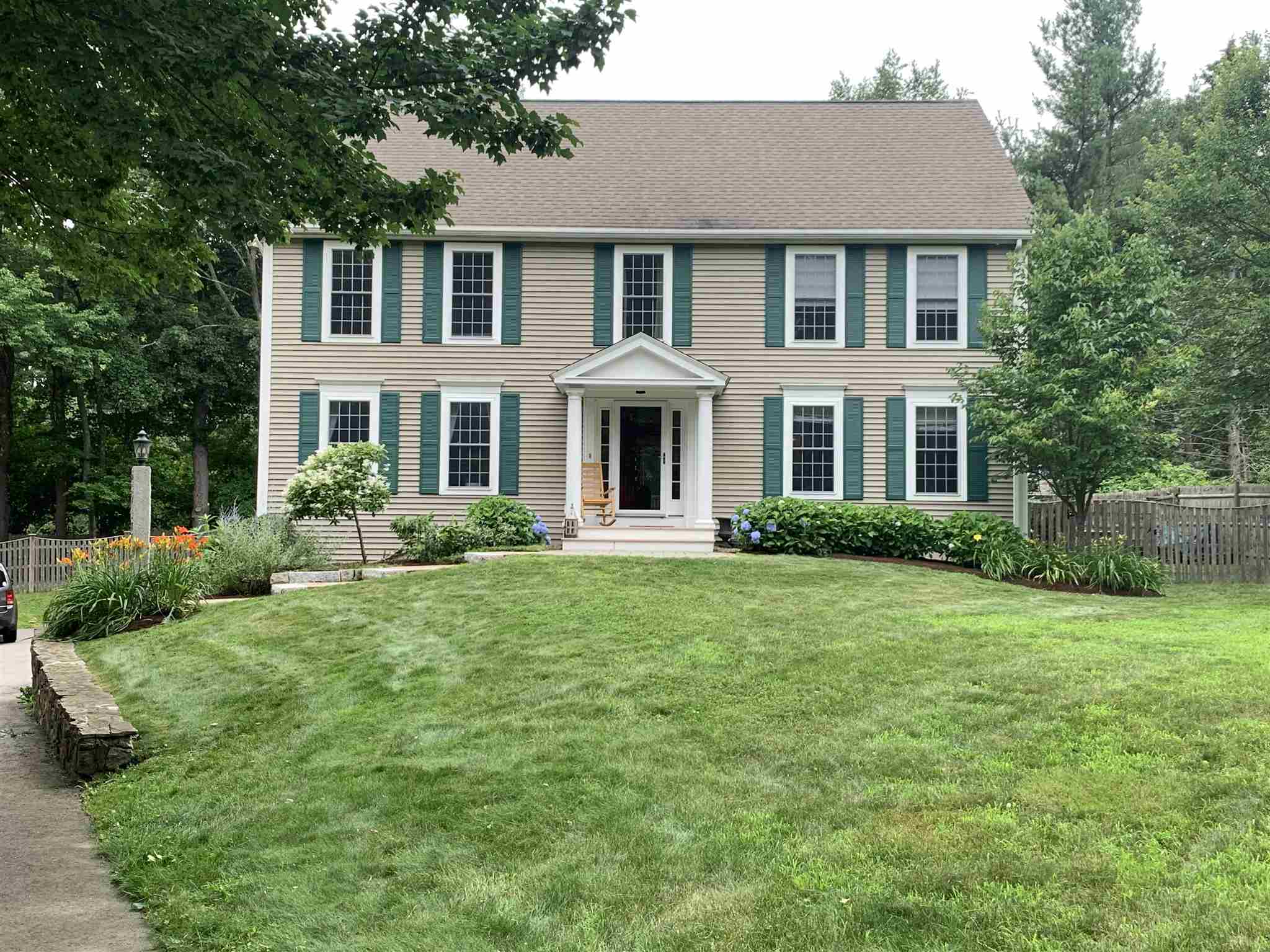1 Hunter Place Exeter, NH 03833 - Photo 1 of 28