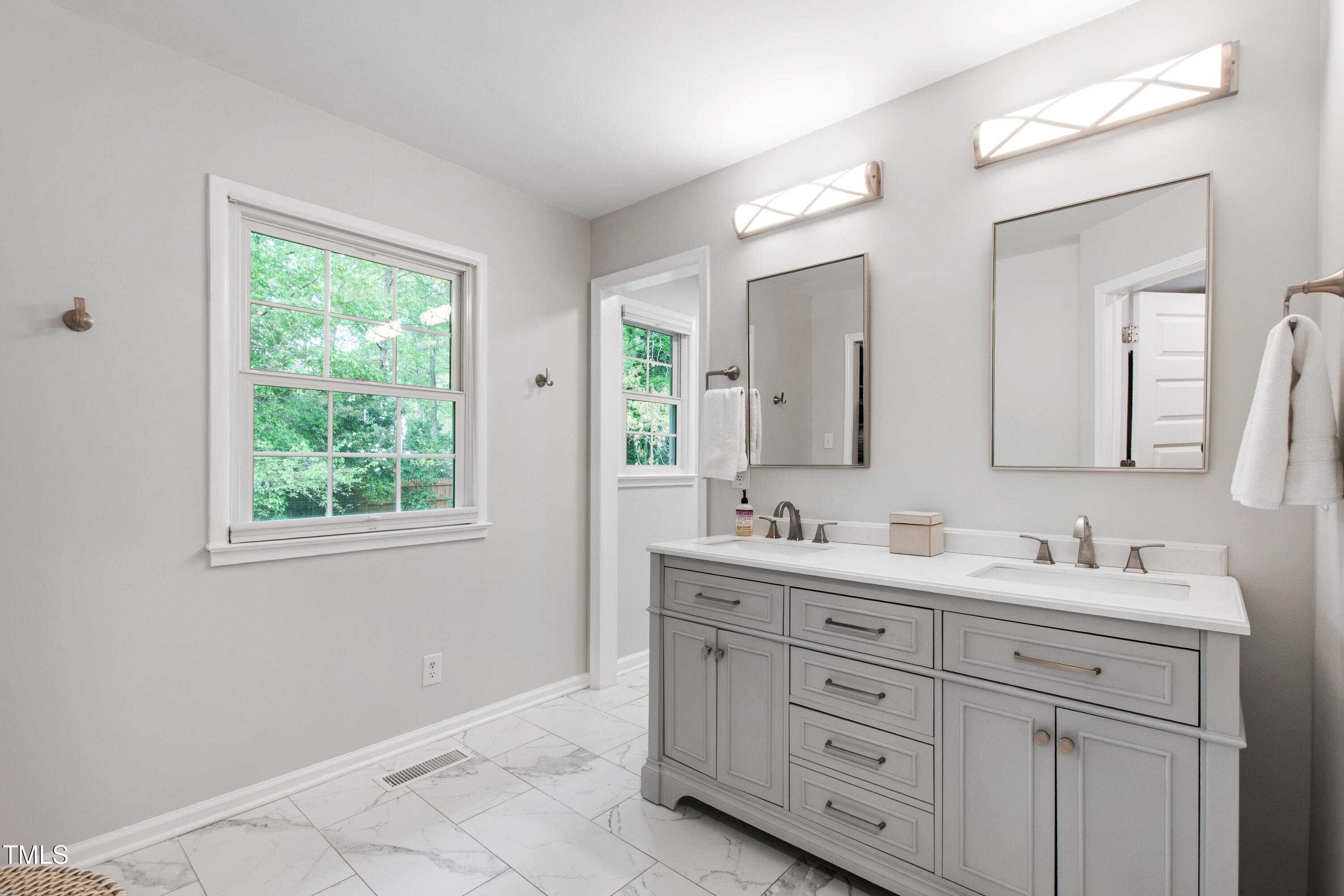 7409 Fiesta Way Raleigh, NC 27615 - Photo 22 of 40 Fiesta (22)