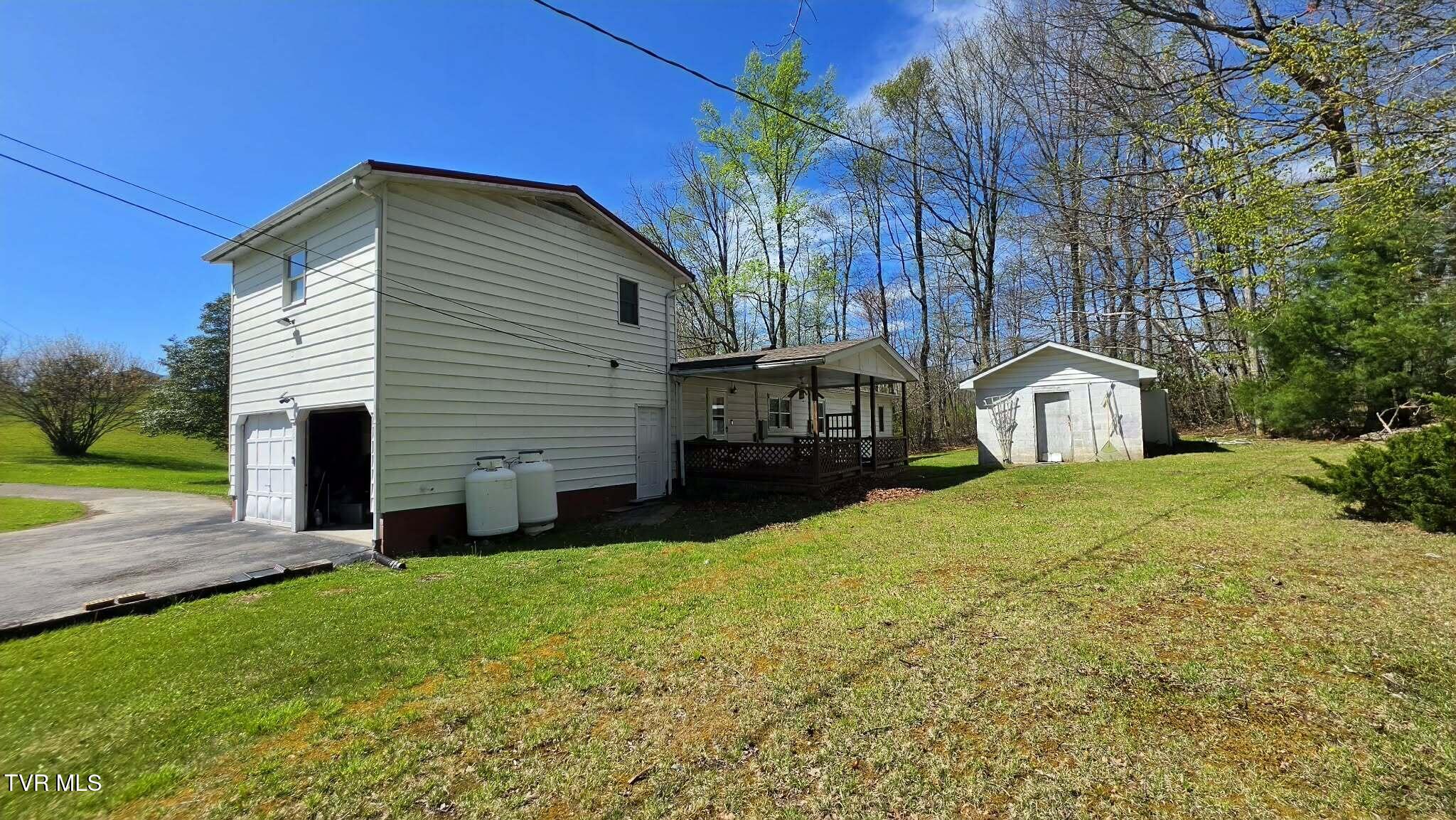 10841 Cox Road Wise, VA 24293 - Photo 9 of 24 8