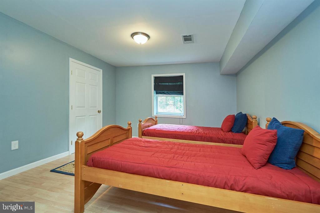 7509 Carver Road Gainesville, VA 20155 - Photo 31 of 44 Gallery Image 31