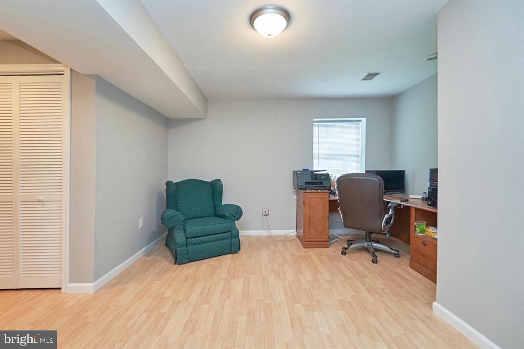7509 Carver Road Gainesville, VA 20155 - Photo 32 of 44 Gallery Image 32
