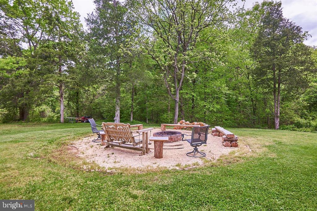 7509 Carver Road Gainesville, VA 20155 - Photo 40 of 44 Gallery Image 40