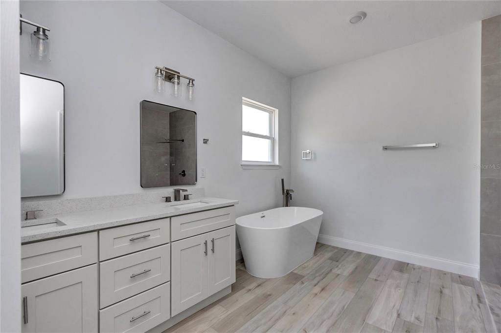 16573 Southwest 30th Avenue Road Ocala, FL 34473 - Photo 15 of 46