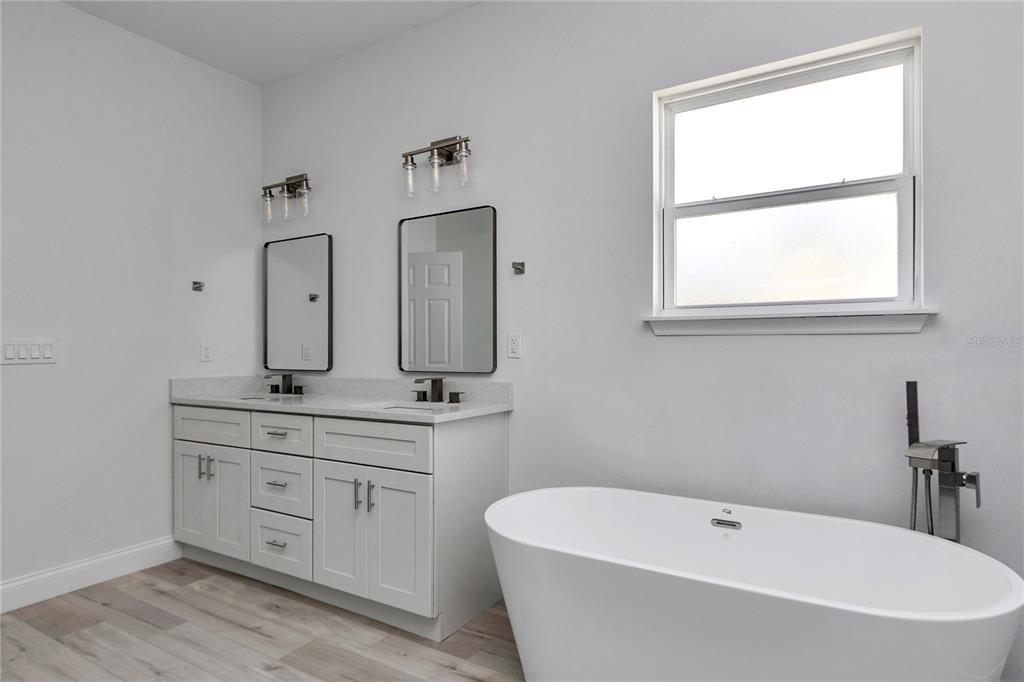 16573 Southwest 30th Avenue Road Ocala, FL 34473 - Photo 17 of 46