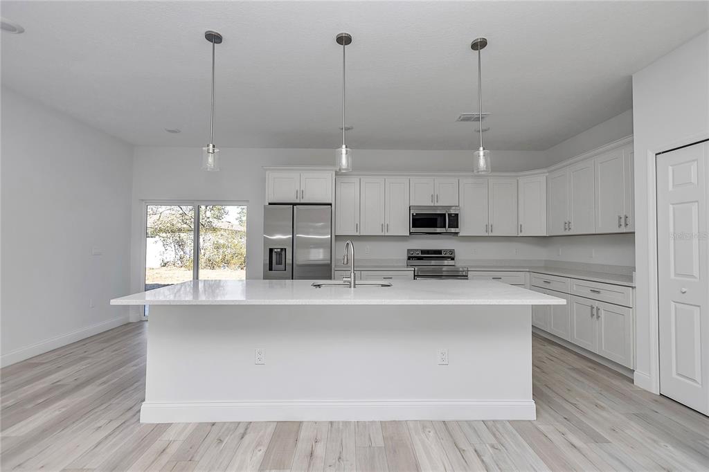 16573 Southwest 30th Avenue Road Ocala, FL 34473 - Photo 20 of 46