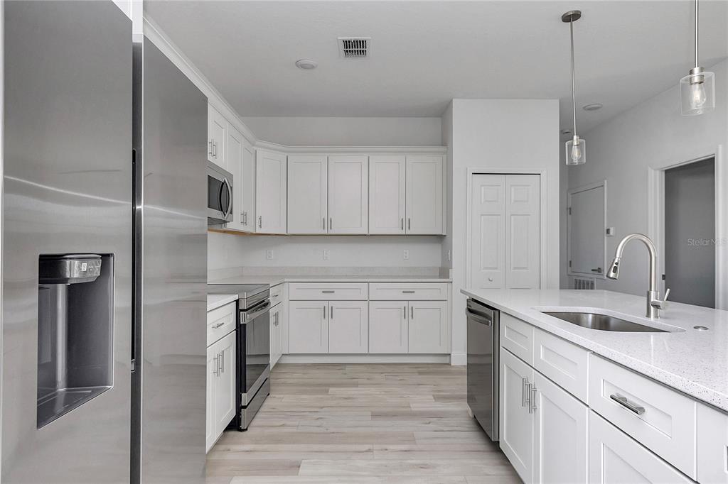 16573 Southwest 30th Avenue Road Ocala, FL 34473 - Photo 22 of 46