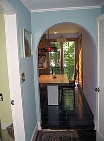 44 Winshaw Road Swampscott, MA 01907 - Photo 11 of 18 Gallery Image 11