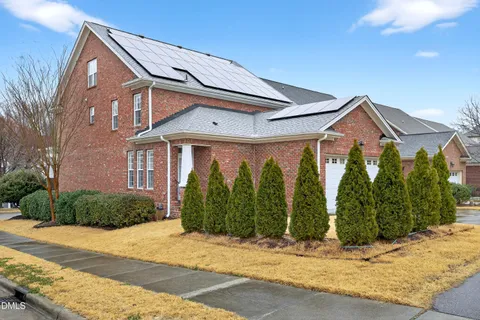 $739,000 | 400 Village Loop Drive, Apex, NC 27502