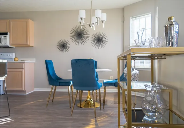 $2,603 | 17 Captains Cove Lane, Webster, NY 14580