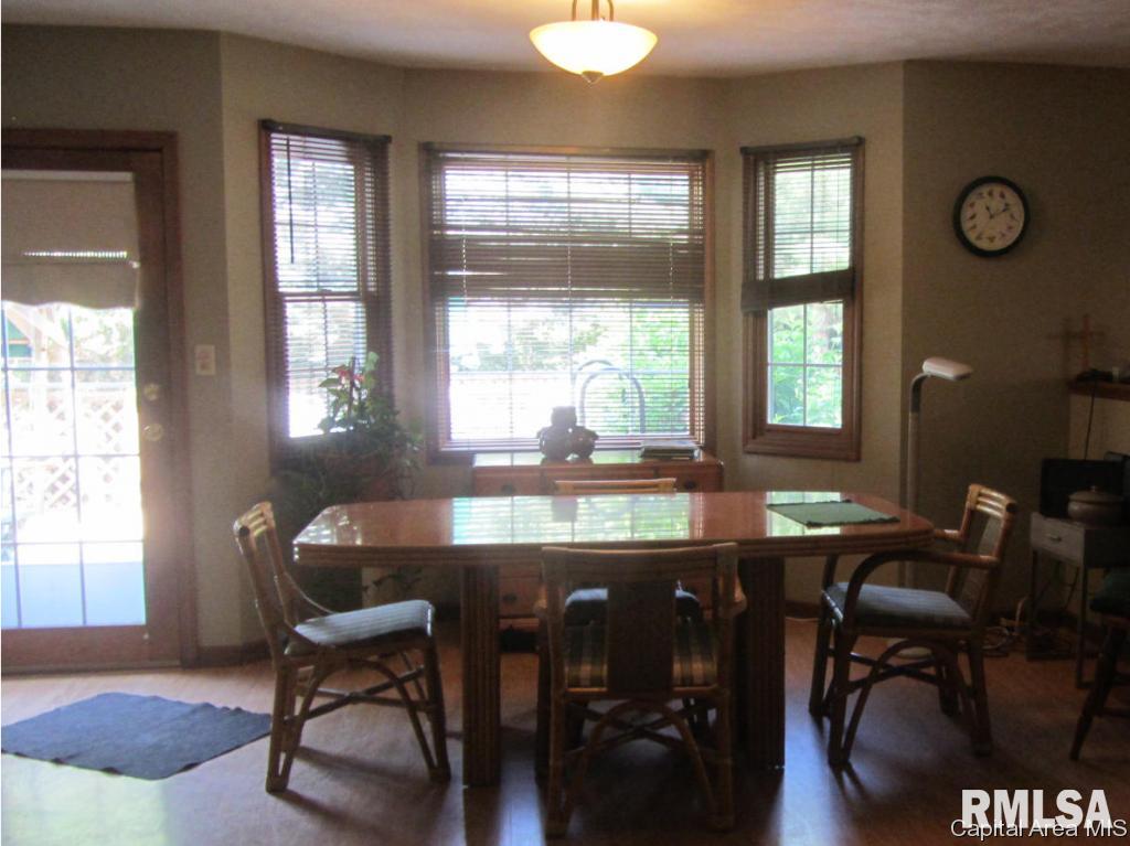 809 High Pointe Drive Springfield, IL 62702 - Photo 6 of 24