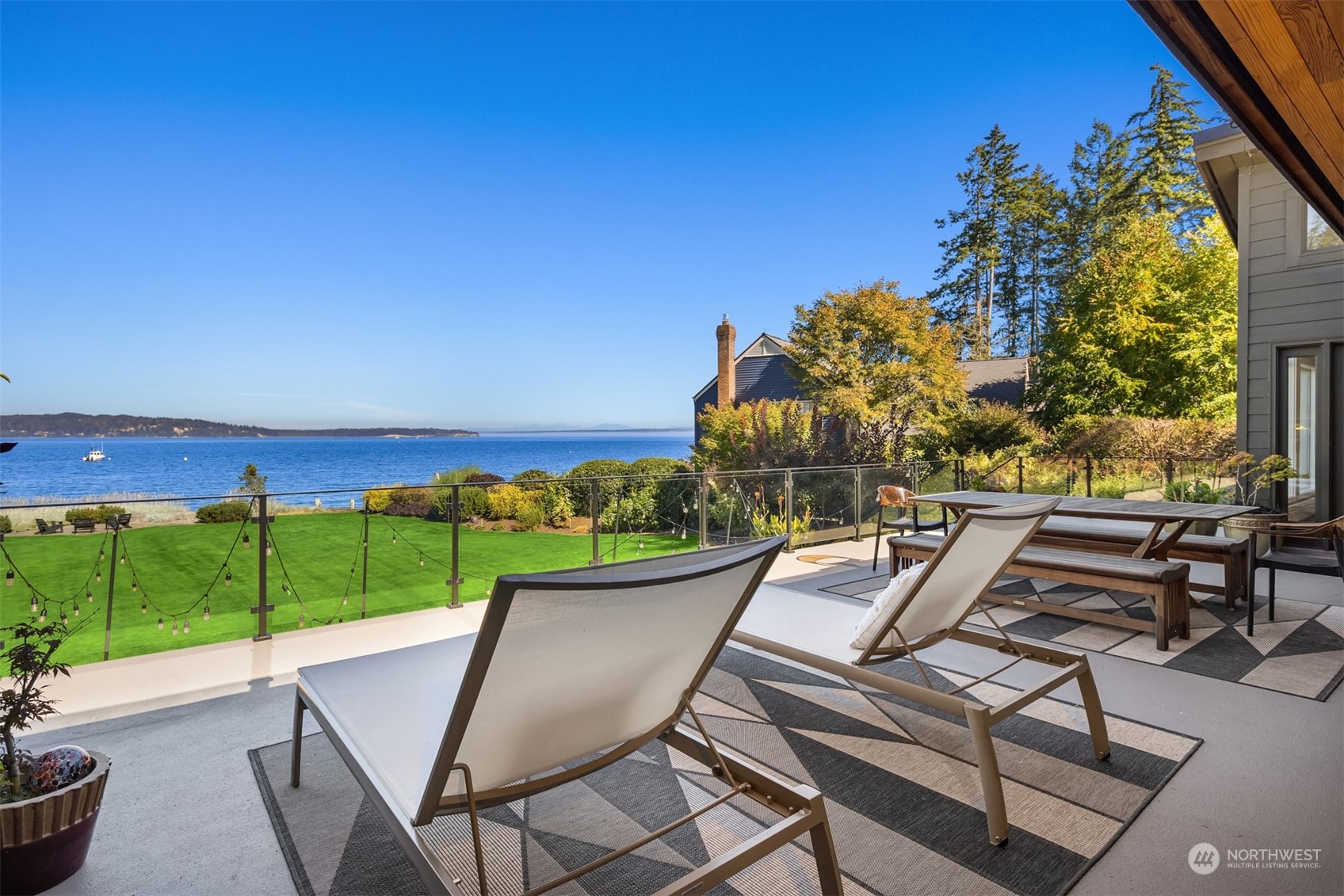 8600 Northeast County Park Road Bainbridge Island, WA 98110 - Photo 15 of 40 Gallery Image 15