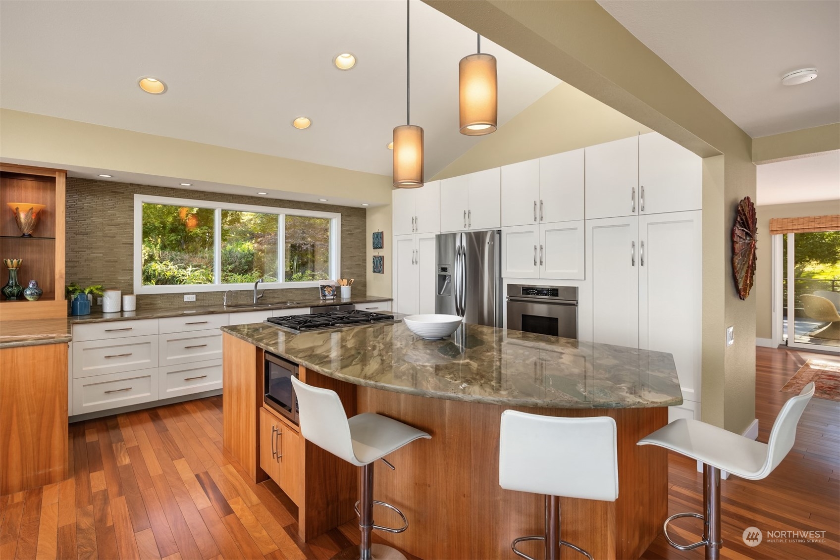 8600 Northeast County Park Road Bainbridge Island, WA 98110 - Photo 19 of 40 Gallery Image 19