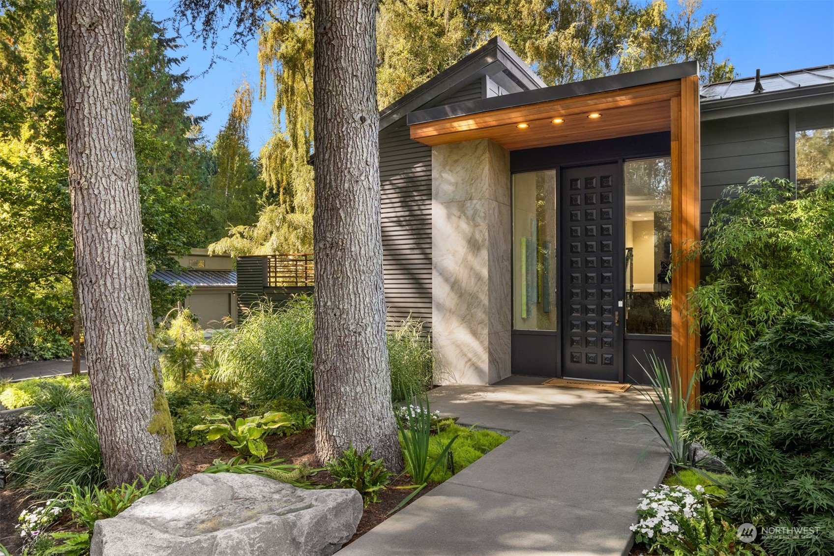 8600 Northeast County Park Road Bainbridge Island, WA 98110 - Photo 7 of 40 Gallery Image 7